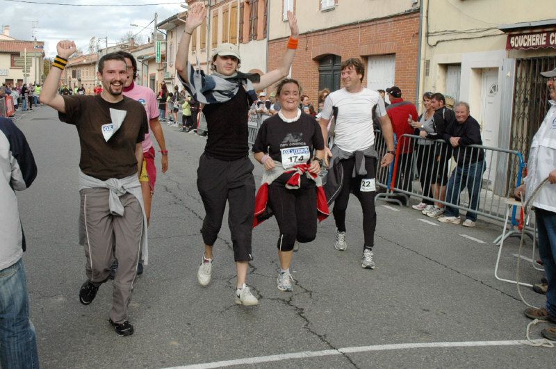 Foulee_2010_arrivee_023.jpg