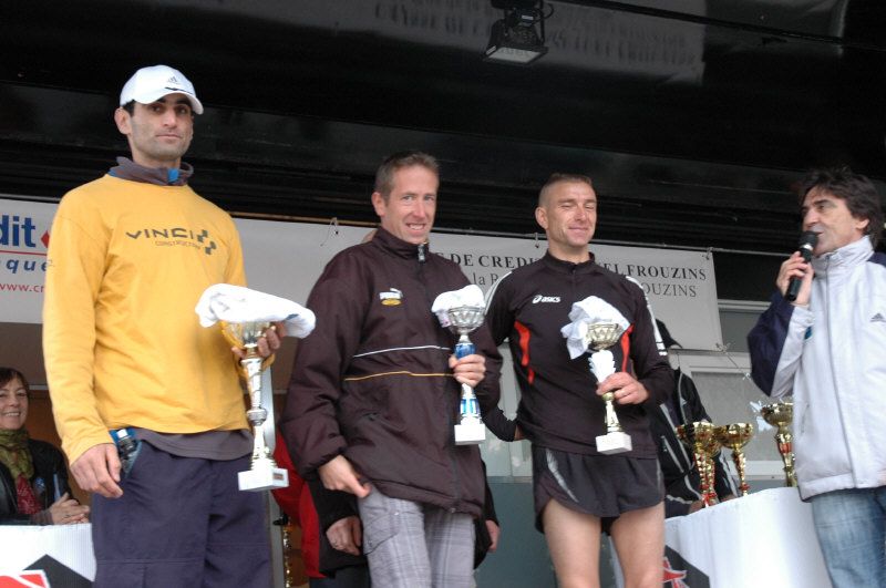 Foulee_2010_podium_029.jpg